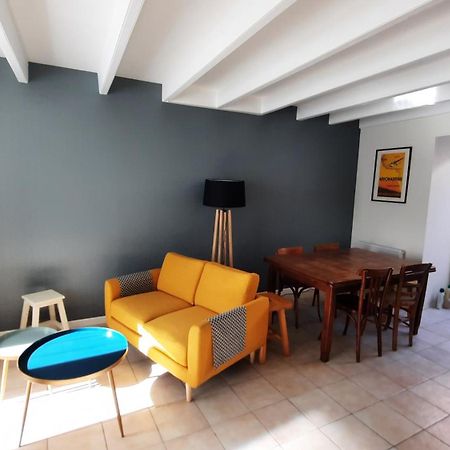 Maison De Pecheur Renovee Avec Cour Proche Du Port Les Sables-dʼOlonne Kültér fotó