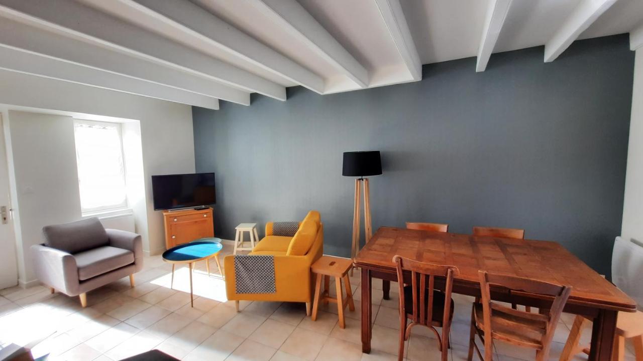 Maison De Pecheur Renovee Avec Cour Proche Du Port Les Sables-dʼOlonne Kültér fotó