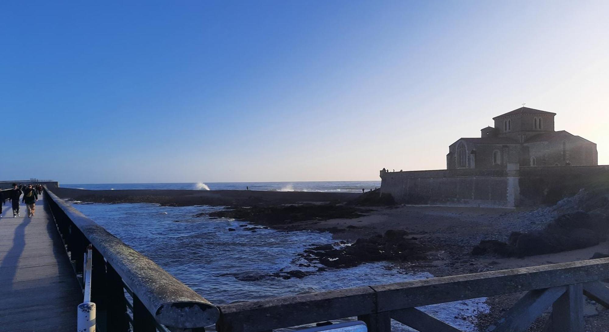Maison De Pecheur Renovee Avec Cour Proche Du Port Les Sables-dʼOlonne Kültér fotó