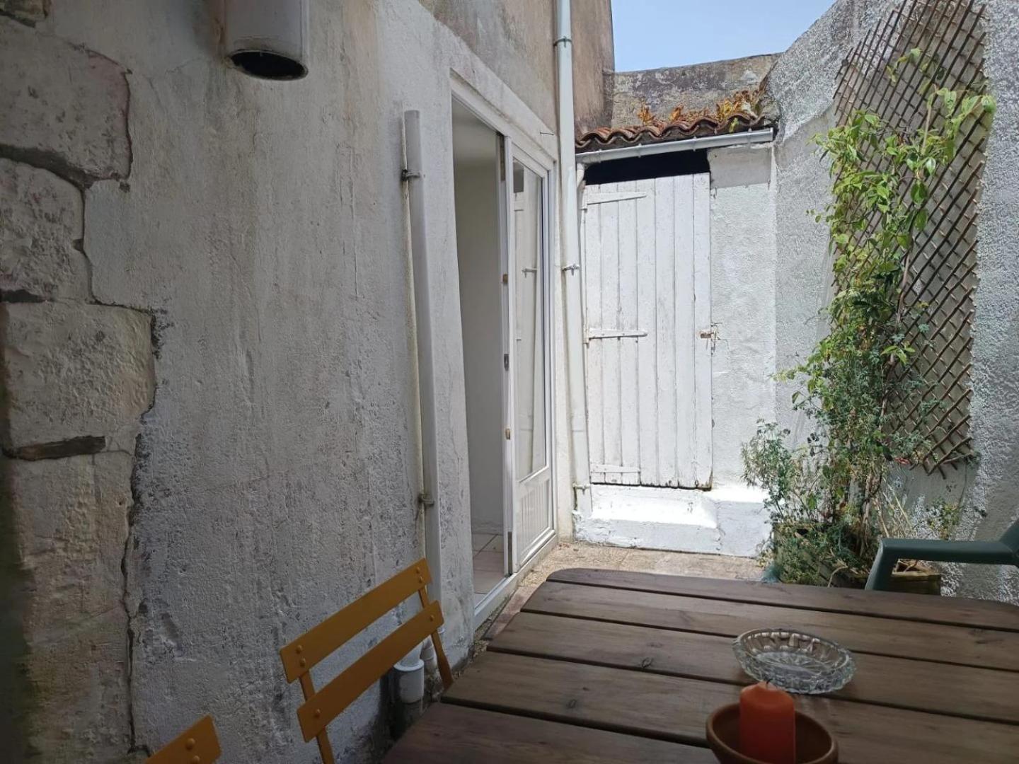 Maison De Pecheur Renovee Avec Cour Proche Du Port Les Sables-dʼOlonne Kültér fotó